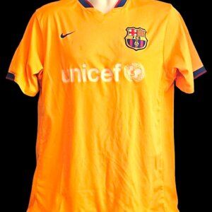 Roca Sport Ronaldinho #10 FC Barcelona Men's Jersey Size: Medium HAS STAIN SPOTS